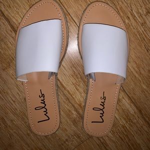 WHITE TAN LULU’s SLIDE ON SLIDES WOMENS SIZE 6